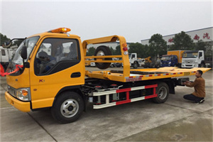 贾汪哪里有拖车服务